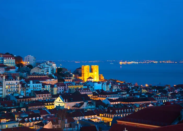 Lisboa Carmo Hotel