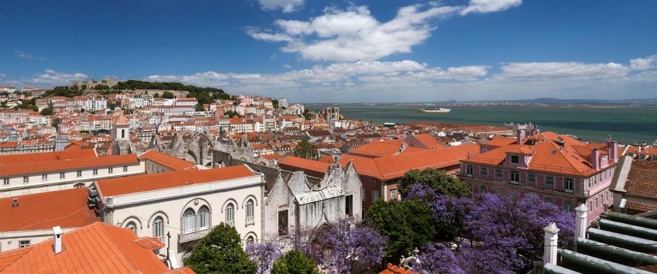 Carmo Hotel 4*